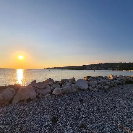 Marina Seahouse Brina * Порторож