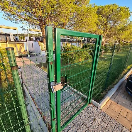 Marina Seahouse Brina