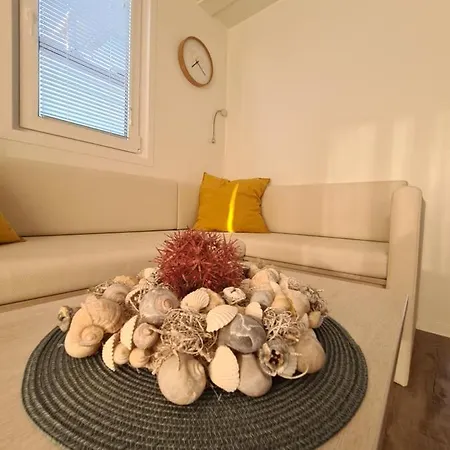 בית נופש Marina Seahouse Brina בפורטורוז