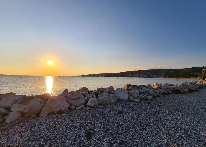 Marina Seahouse Brina * Порторож