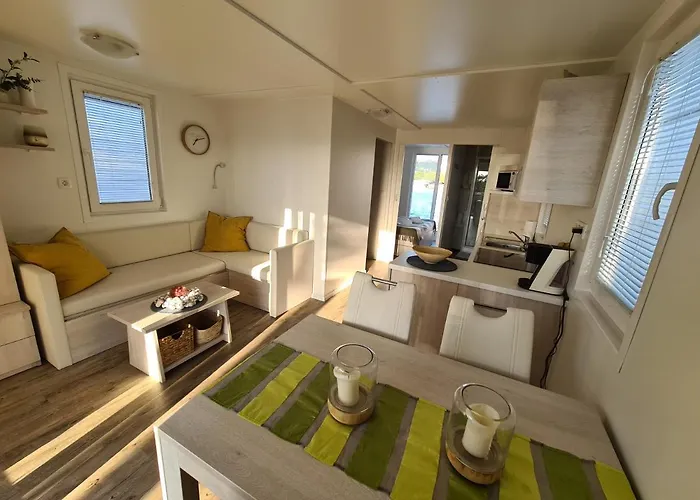 Marina Seahouse Brina * Порторож