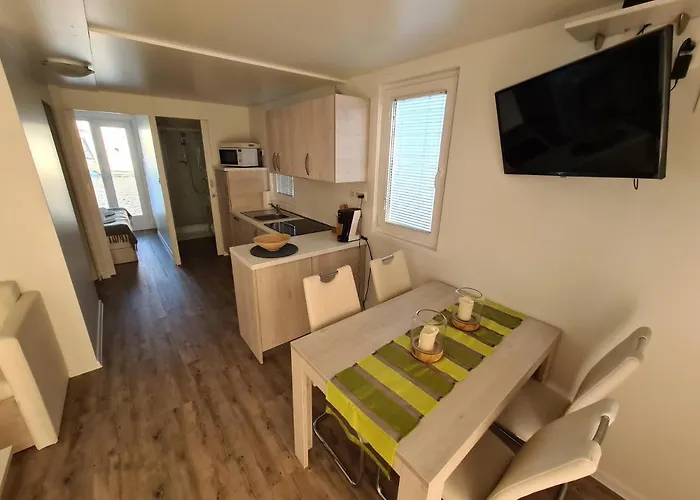 Σπίτι διακοπών Marina Seahouse Brina